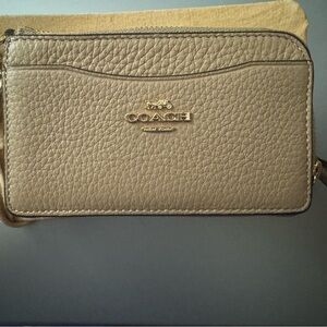 Coach Multifunction Card Case - Leather gently used.